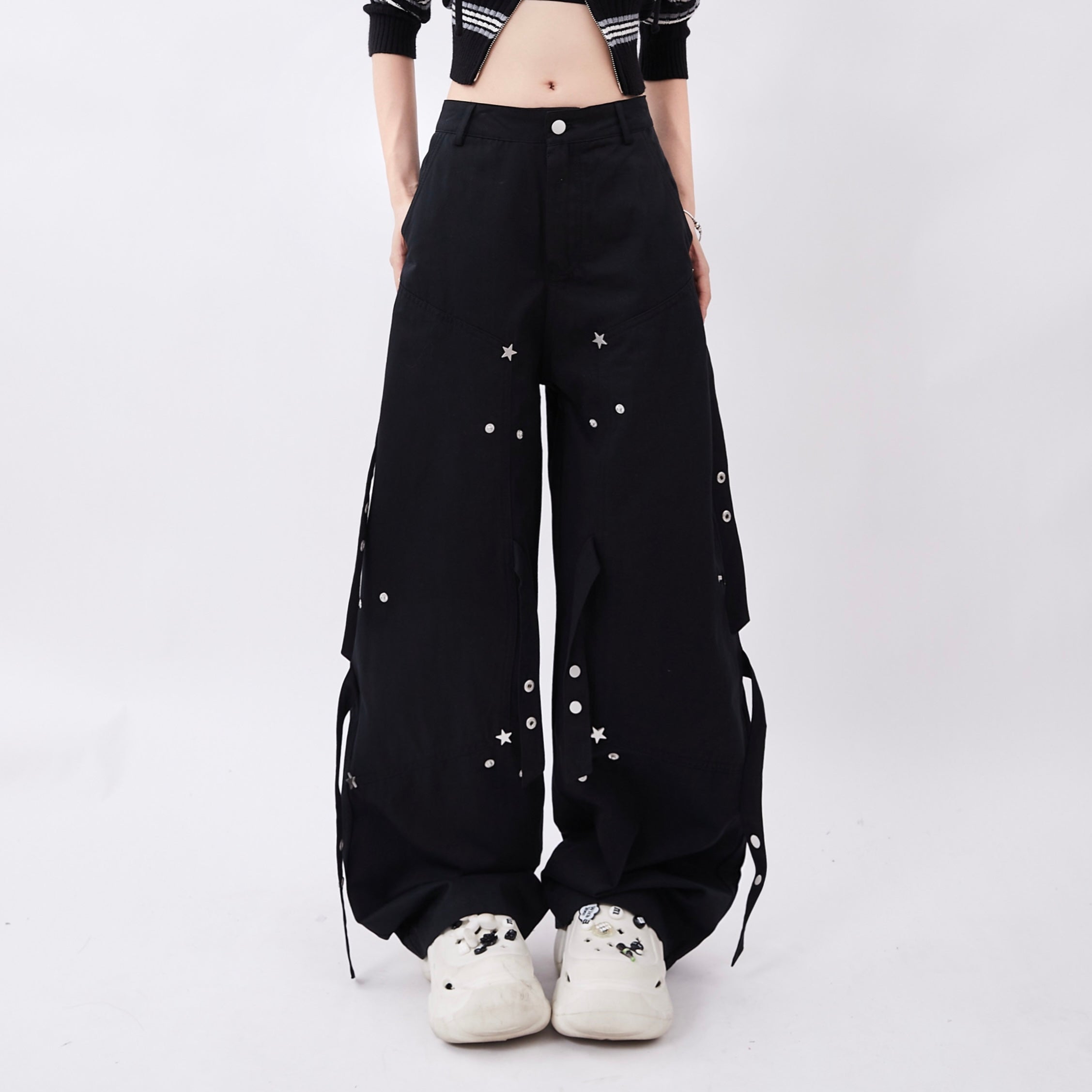 [Rayohopp]Multiple Patchment Loose Late Suspender Pants