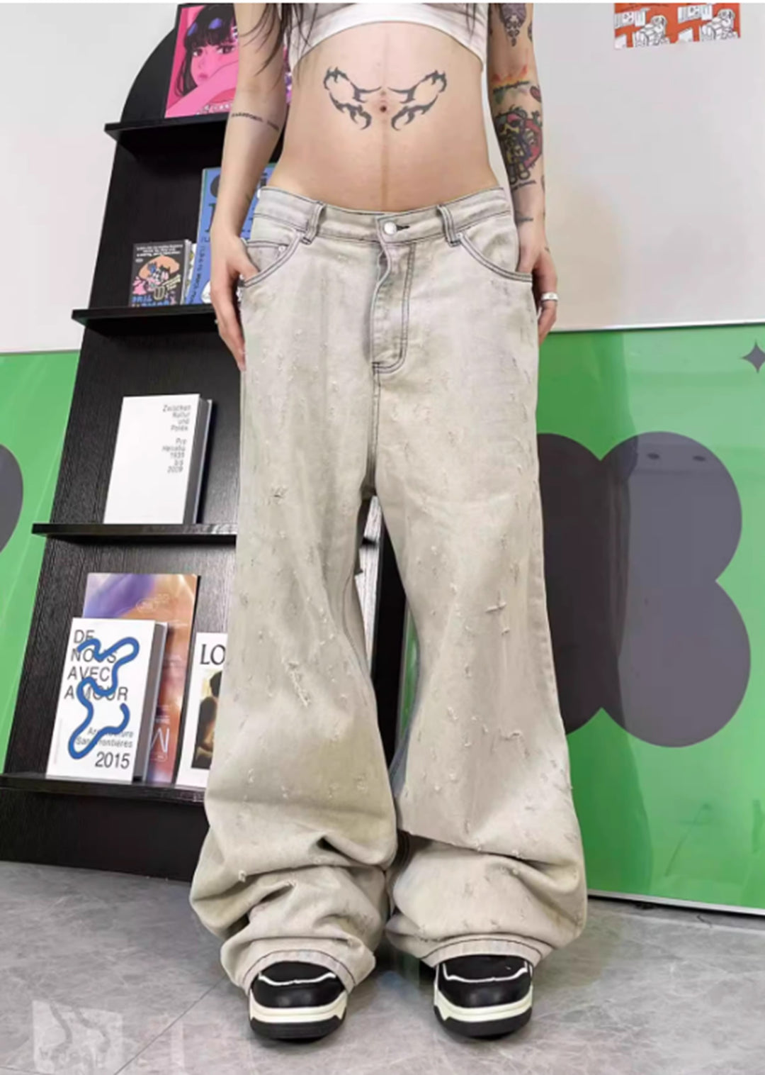 TOKI】Back side cutout distressed wide style denim pants TK0005