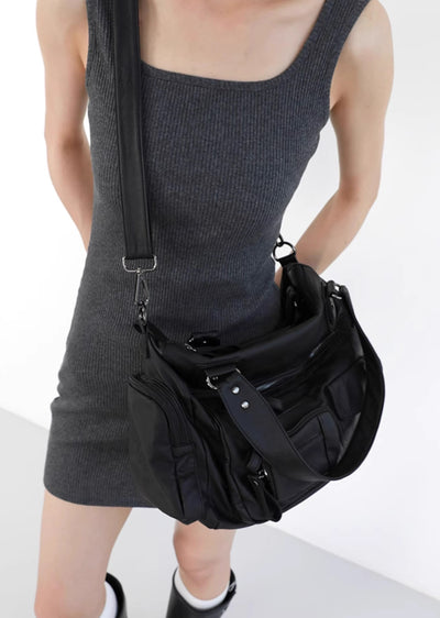 【8/26新作】Big silhouette grunge black color faux leather bag  HL3075