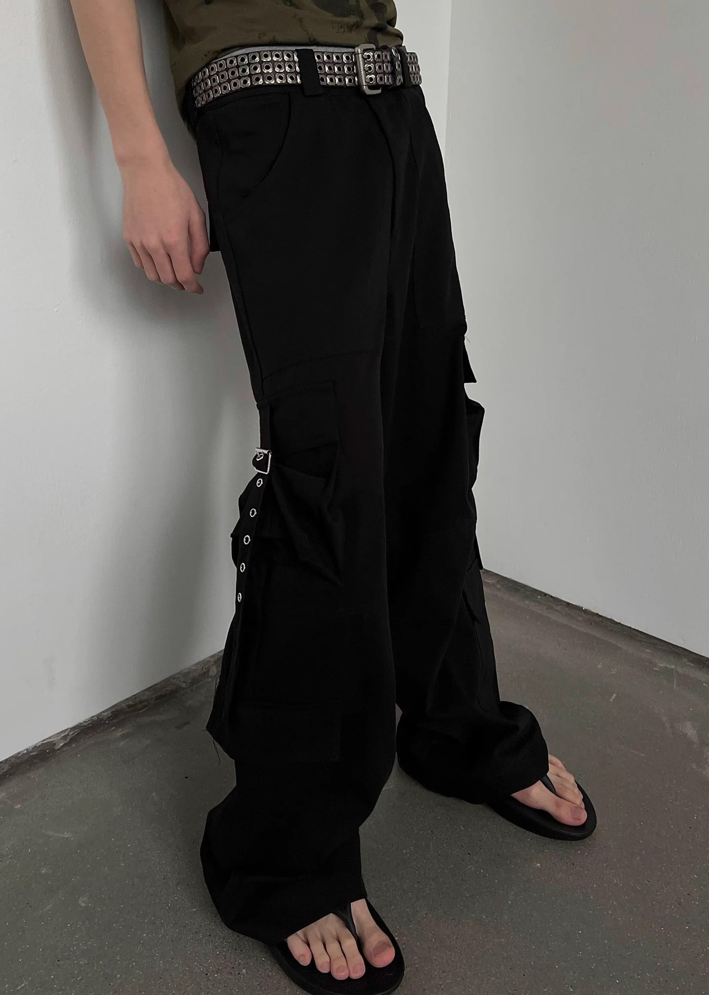 【SOULWORKER】Side suspender design wide style loose cargo pants  SW0029