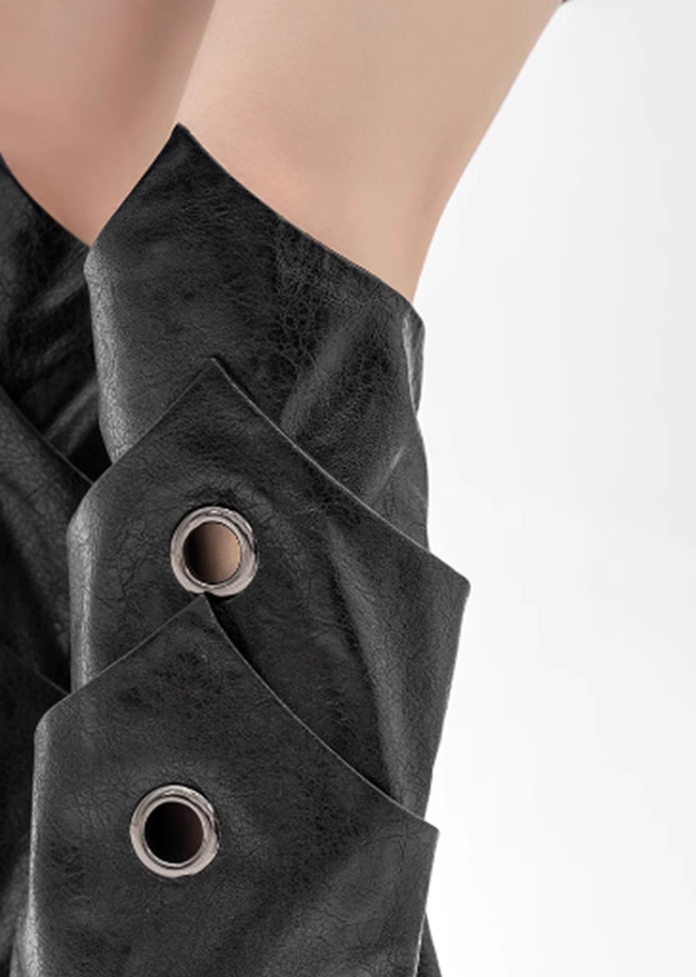 【Antiphase】 Multi-Vintage Patch Design Leather Leg Warmers  AP0005