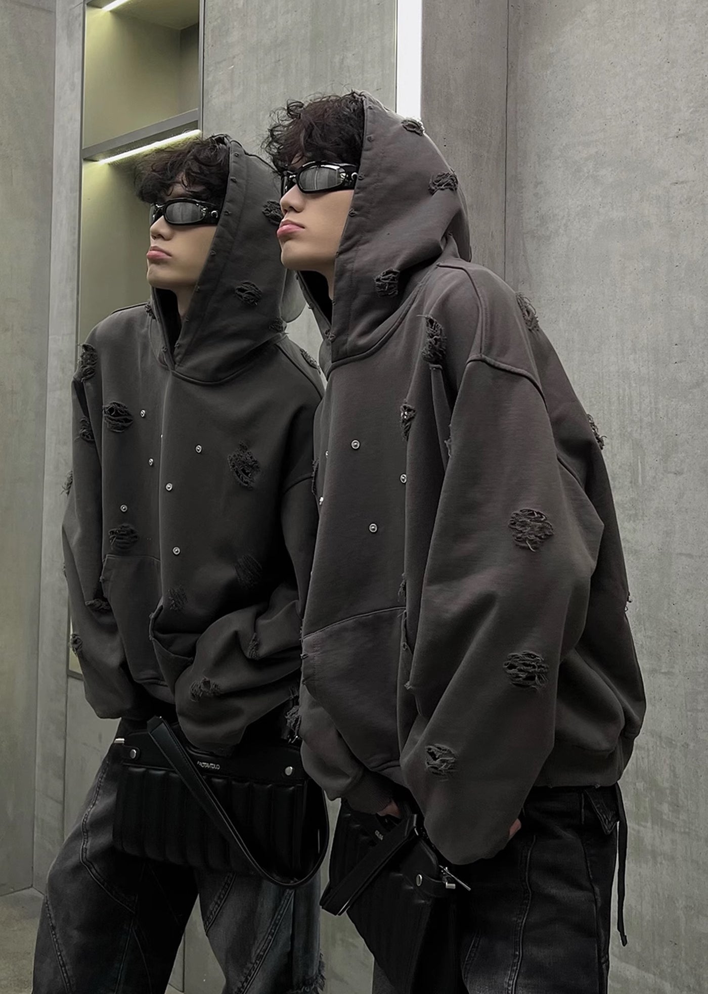 【SOULWORKER】Fully damaged Kusumin base color oversized silhouette hoodie  SW0028