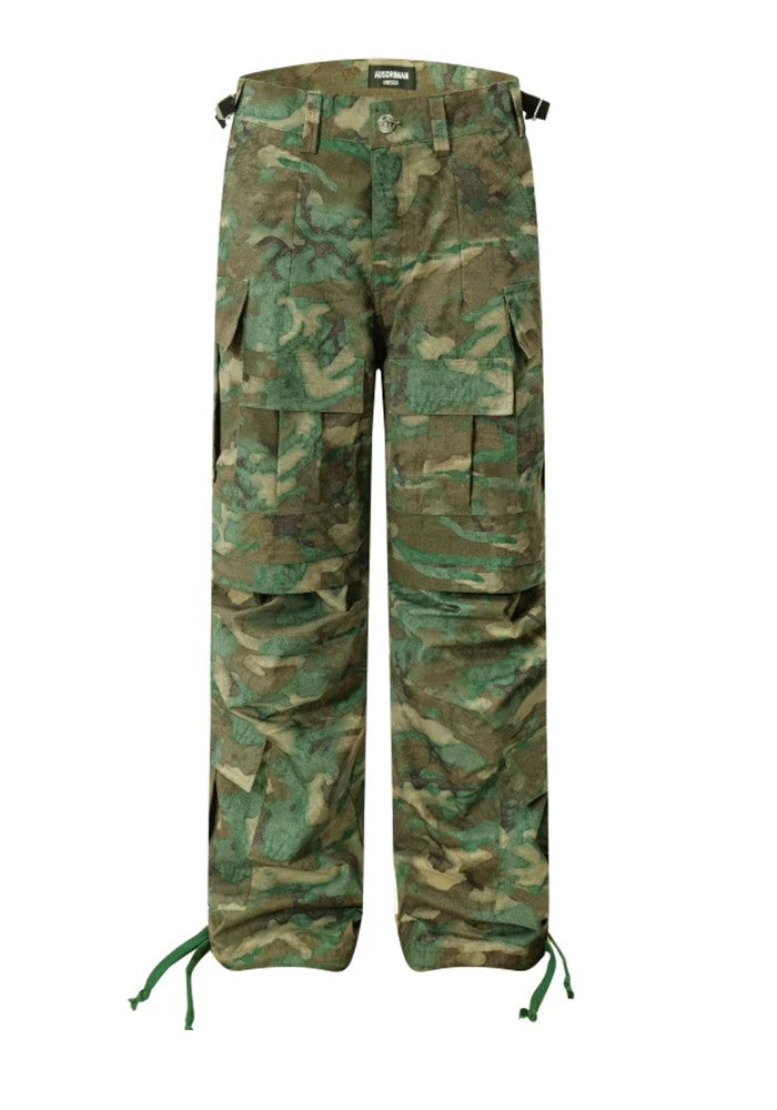 【BTSG】Pocket tuck silhouette design camouflage color cargo pants  BS0028