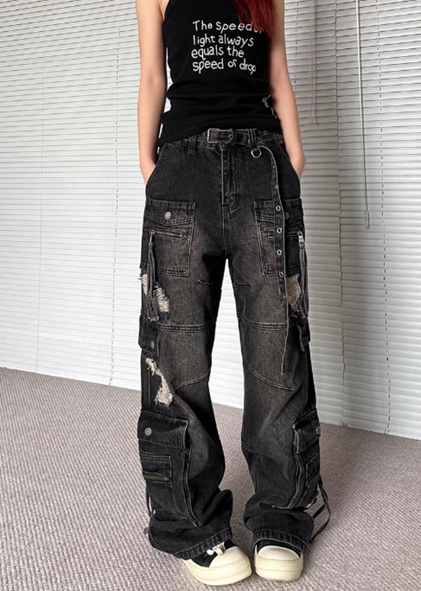 [Apocket] Middle distressed countless pocket design cargo denim pants AK0020