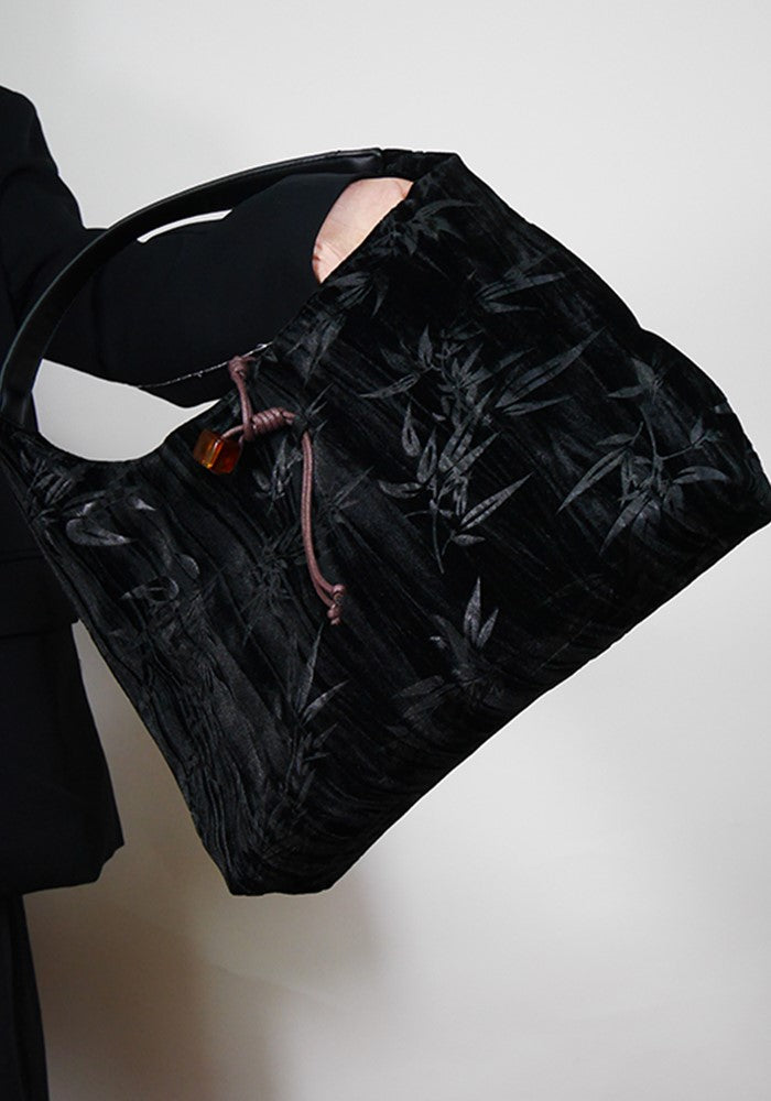 【PRT】Just the right size black leaf design bag  PT0008