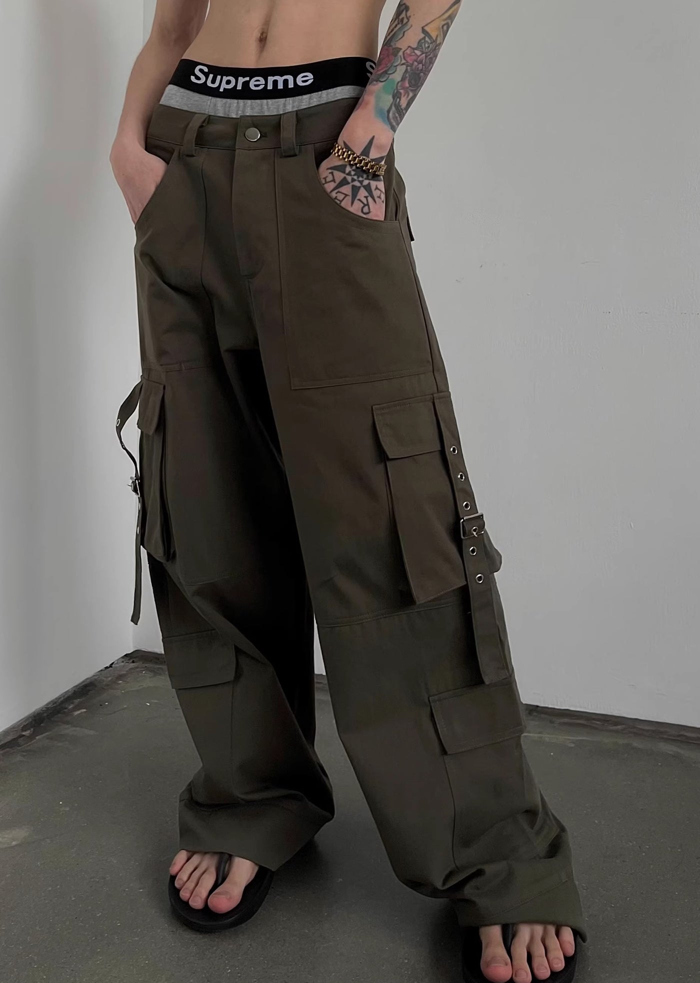 【SOULWORKER】Side suspender design wide style loose cargo pants  SW0029