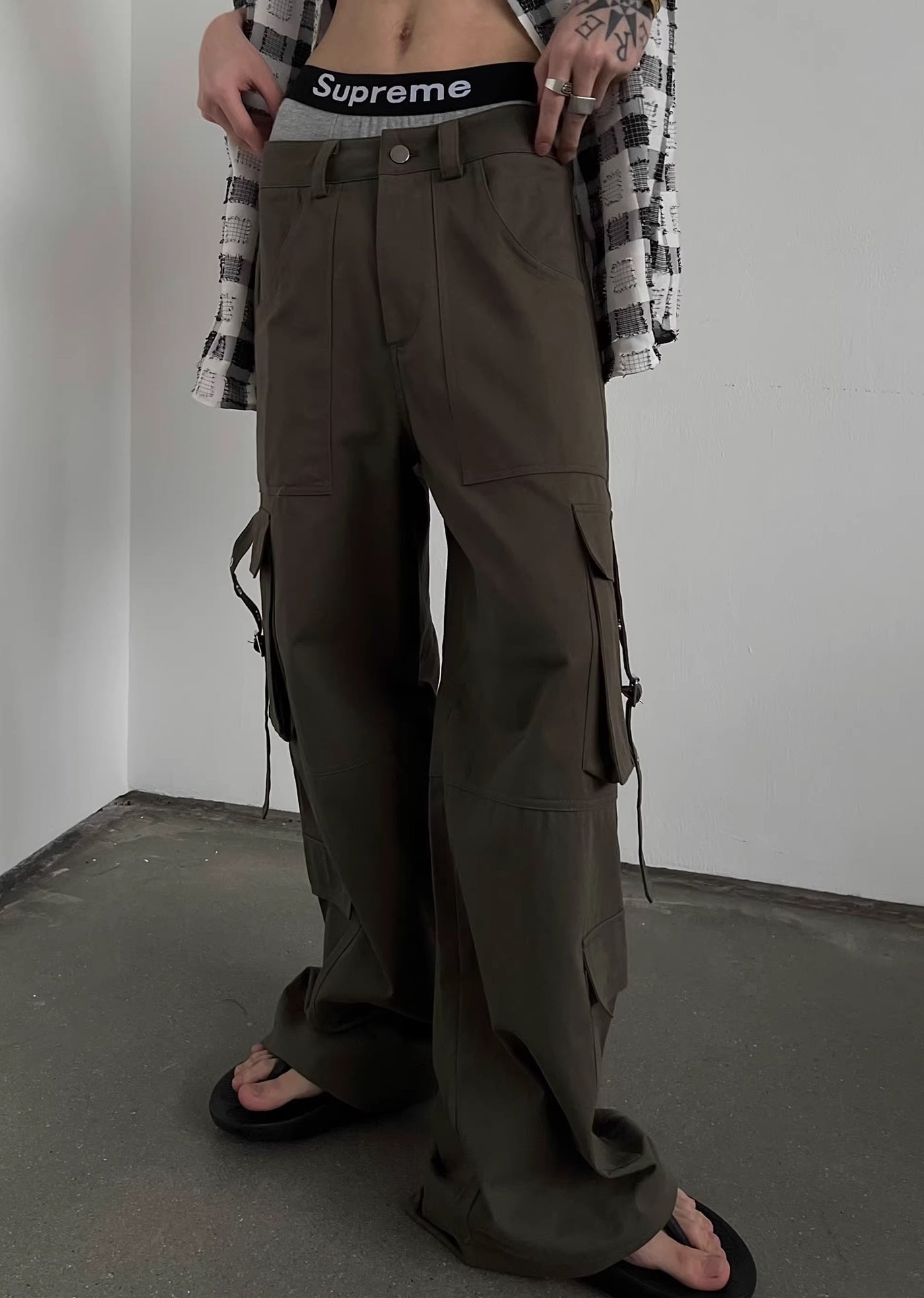 【SOULWORKER】Side suspender design wide style loose cargo pants  SW0029