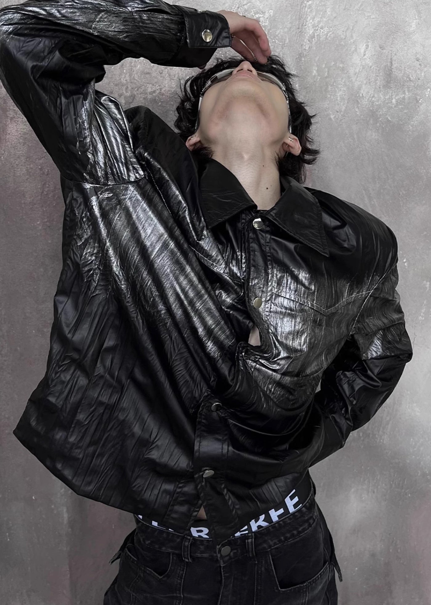 【SOULWORKER】Black glossy design color overload silhouette jacket  SW0024