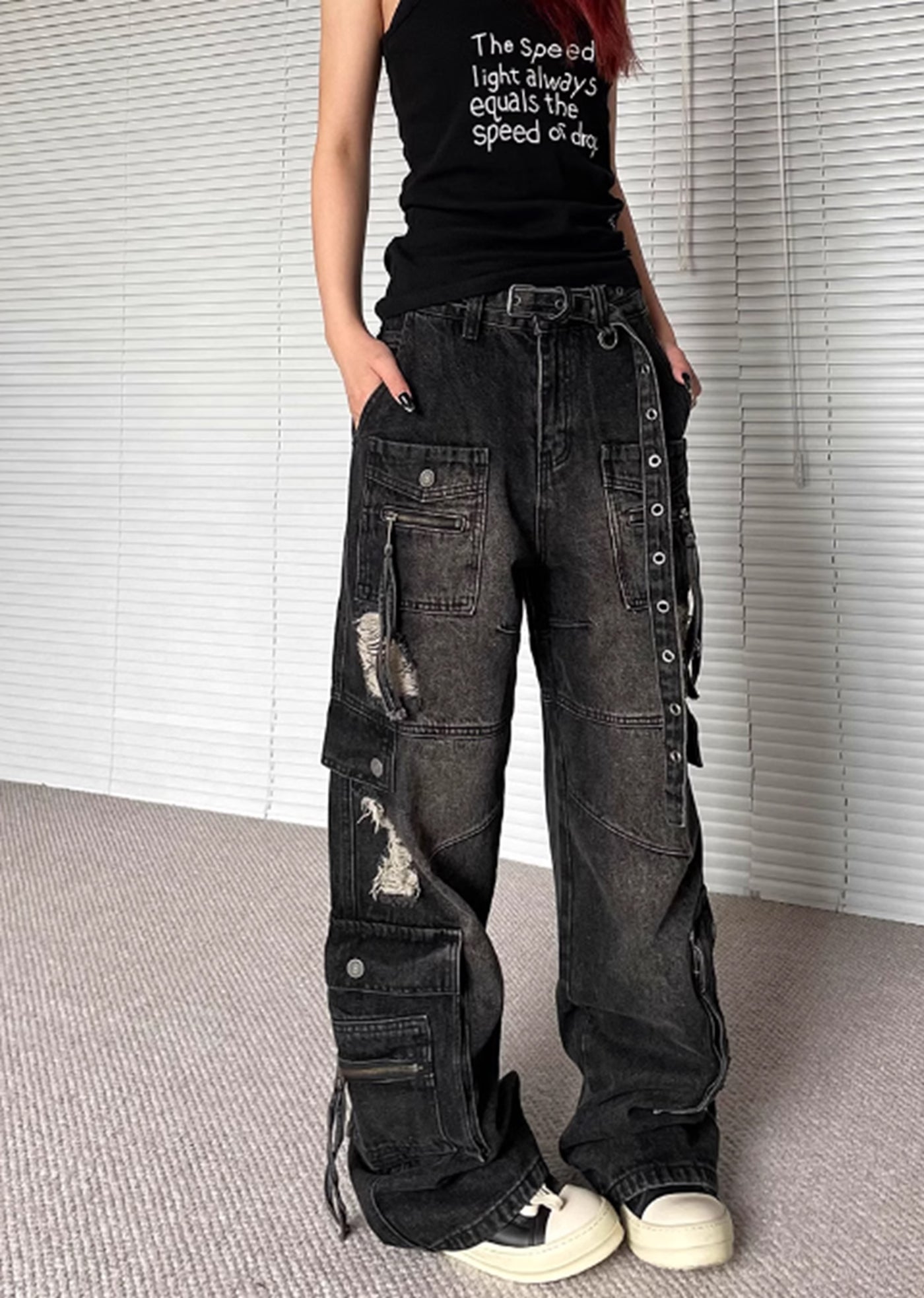 [Apocket] Middle distressed countless pocket design cargo denim pants AK0020