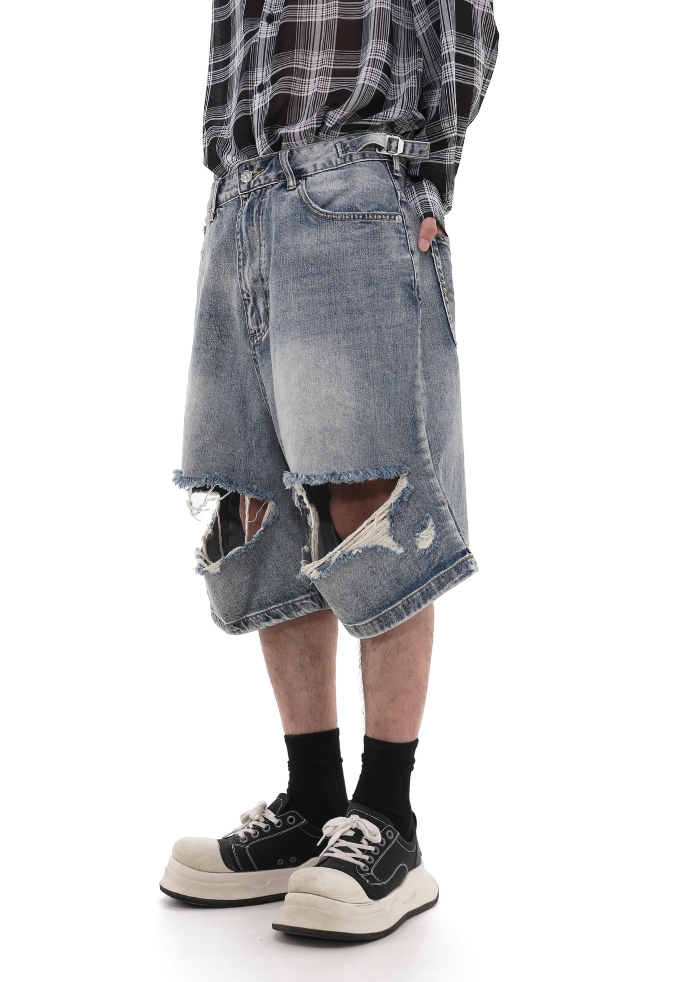 【GIBBYCNA】Double knee cut damaged design short silhouette denim pants  GC0013