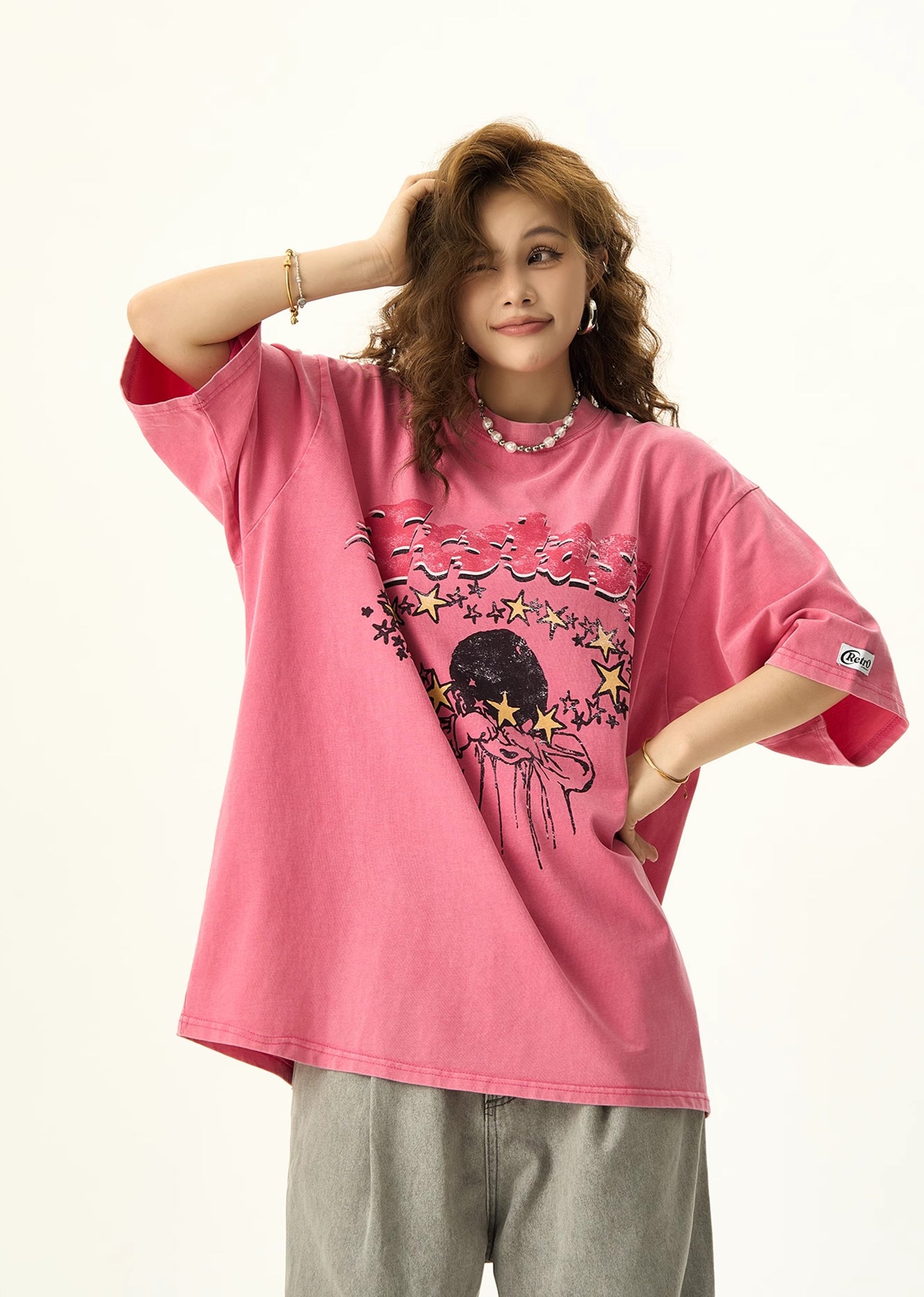 【H GANG X】Cute front illustration design pinky balance short sleeve T-shirt  HX0058