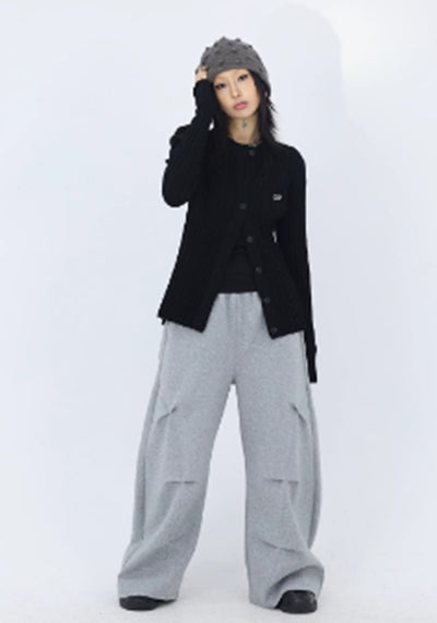 【FUZZYKON】Bell Road special tuck silhouette design sweatpants  FK0035