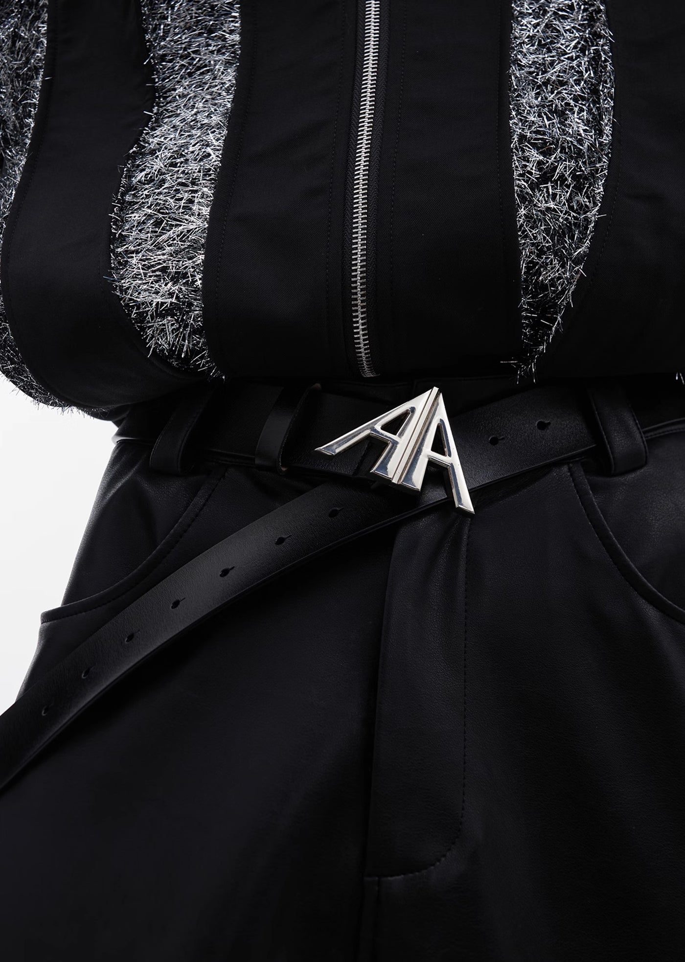 【Culture E】Triangle logo design silver color belt  CE0143