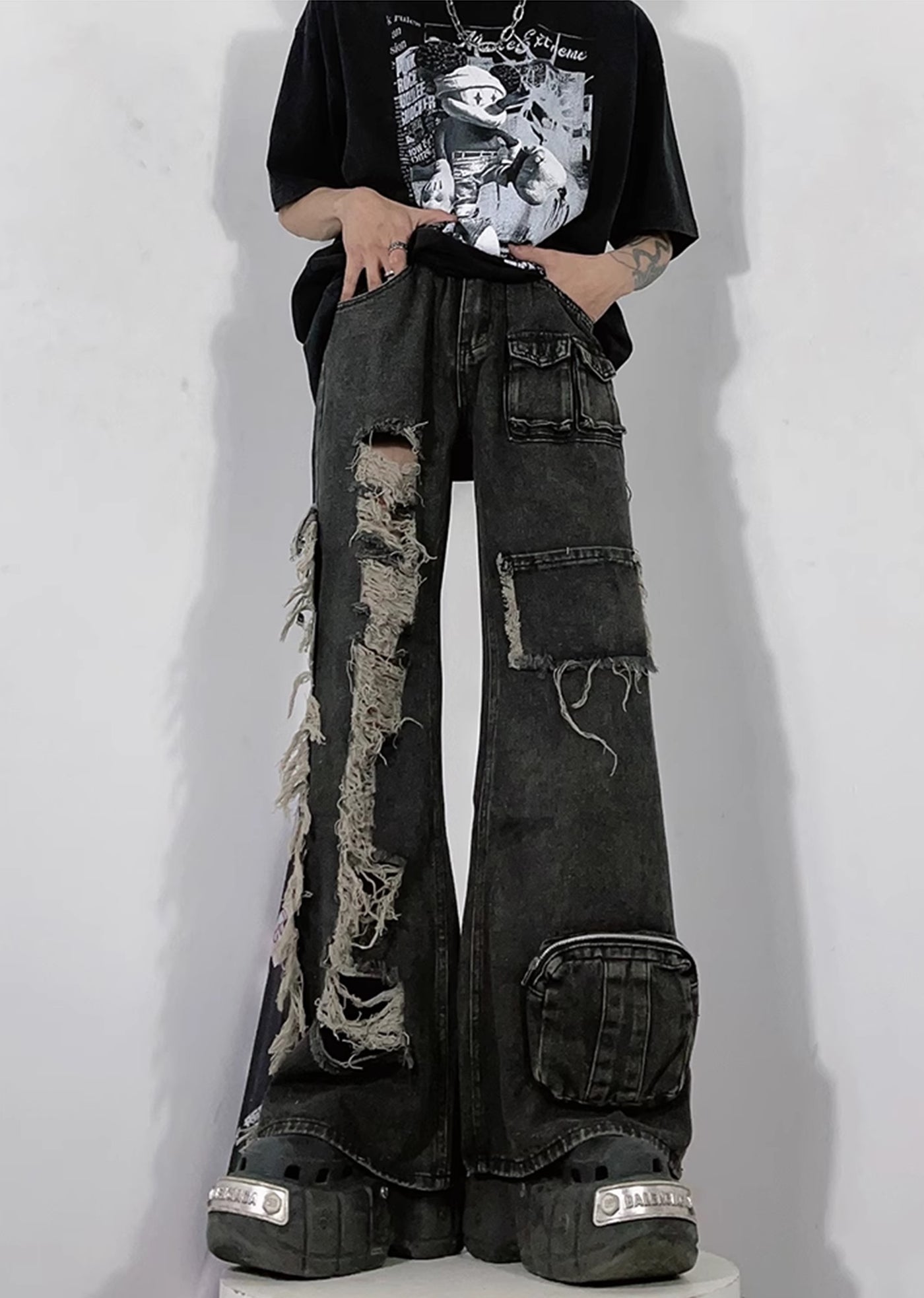 【76street】Left and right design wide cargo distressed silhouette denim pants  ST0001