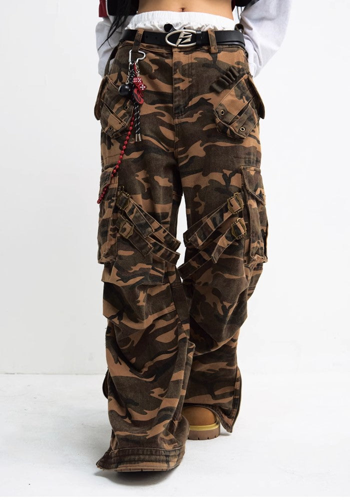 【People Style】Wide silhouette camouflage design dark color cargo pants  PS0044