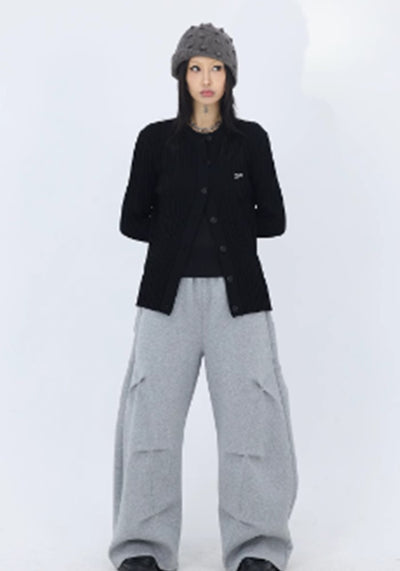 【FUZZYKON】Bell Road special tuck silhouette design sweatpants  FK0035