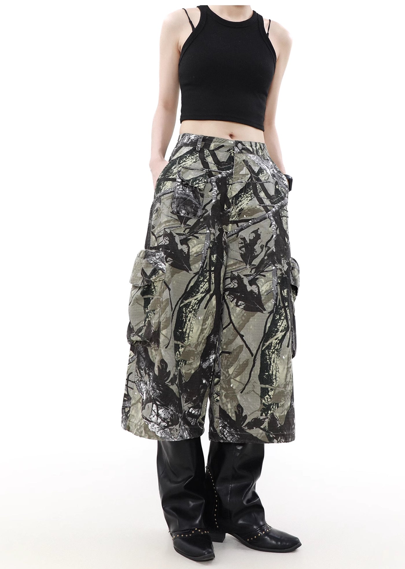 【MR nearly】Random pattern design camouflage double pocket short cargo pants  MR0112