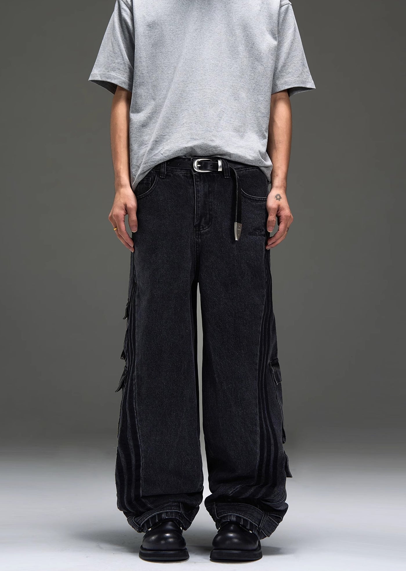 【MAXDSTR】Side line pocket silhouette dull black denim pants  MD0170