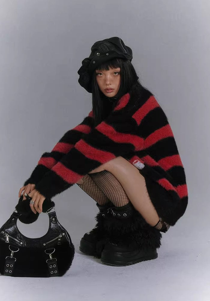 【YUKAHOUSE 】Subculture style spider design red border knit  YO0013