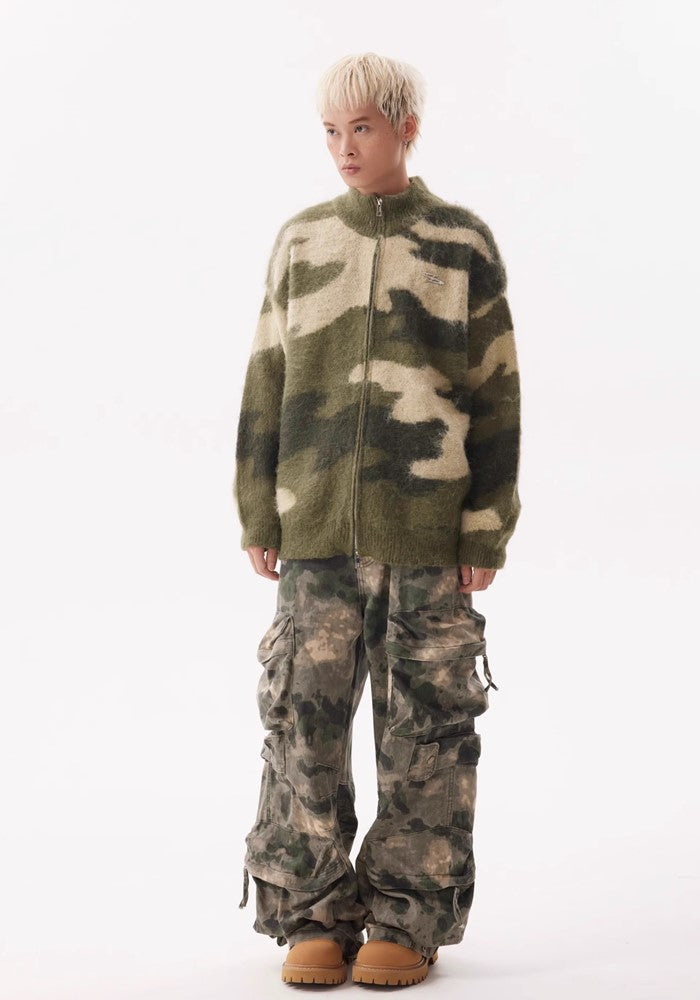 【BTSG】Big pocket double design camouflage color wide style cargo pants  BS0025