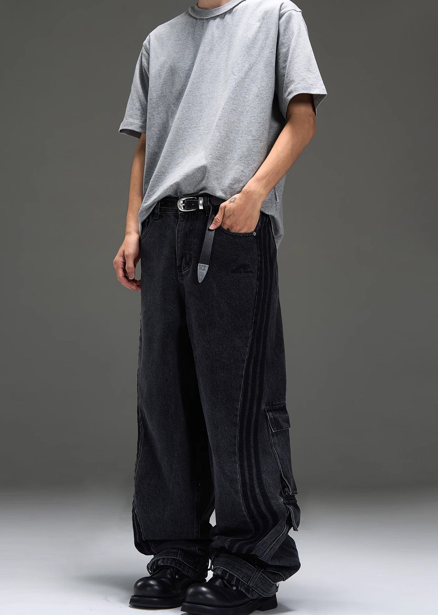 【MAXDSTR】Side line pocket silhouette dull black denim pants  MD0170