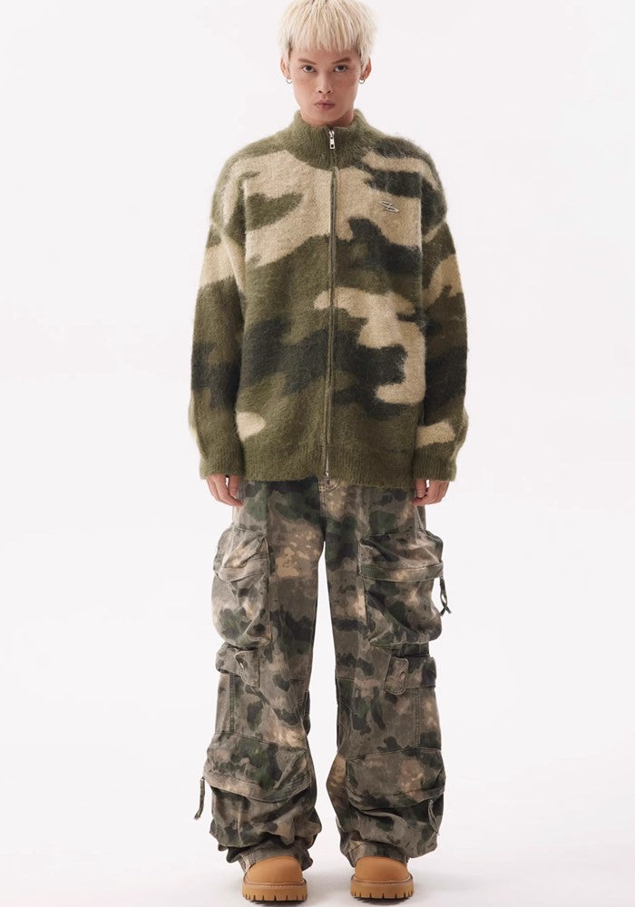 【BTSG】Big pocket double design camouflage color wide style cargo pants  BS0025