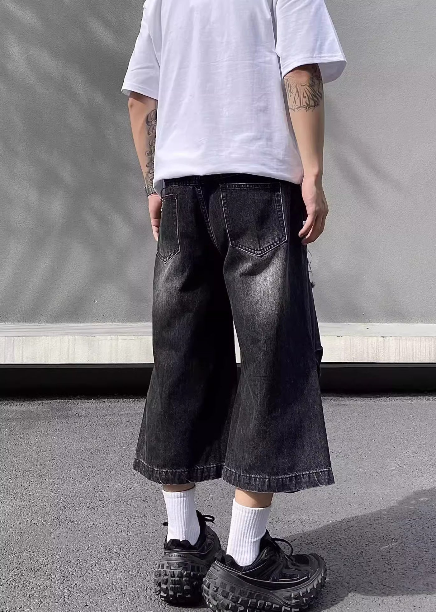 [Blacklists] Short style middle distressed simple denim pants BL0025