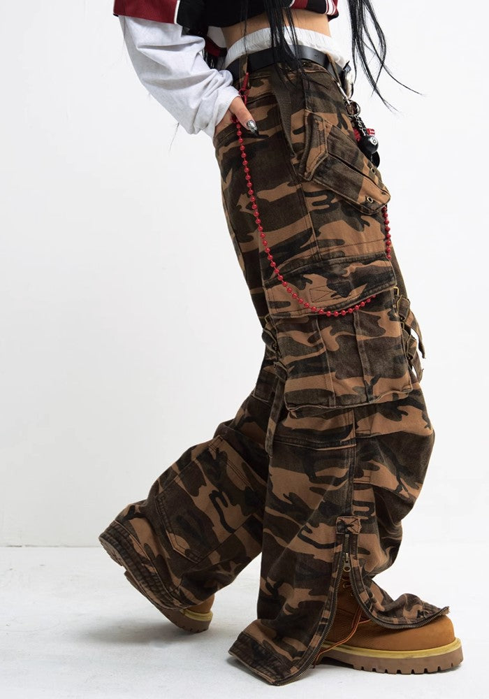 【People Style】Wide silhouette camouflage design dark color cargo pants  PS0044