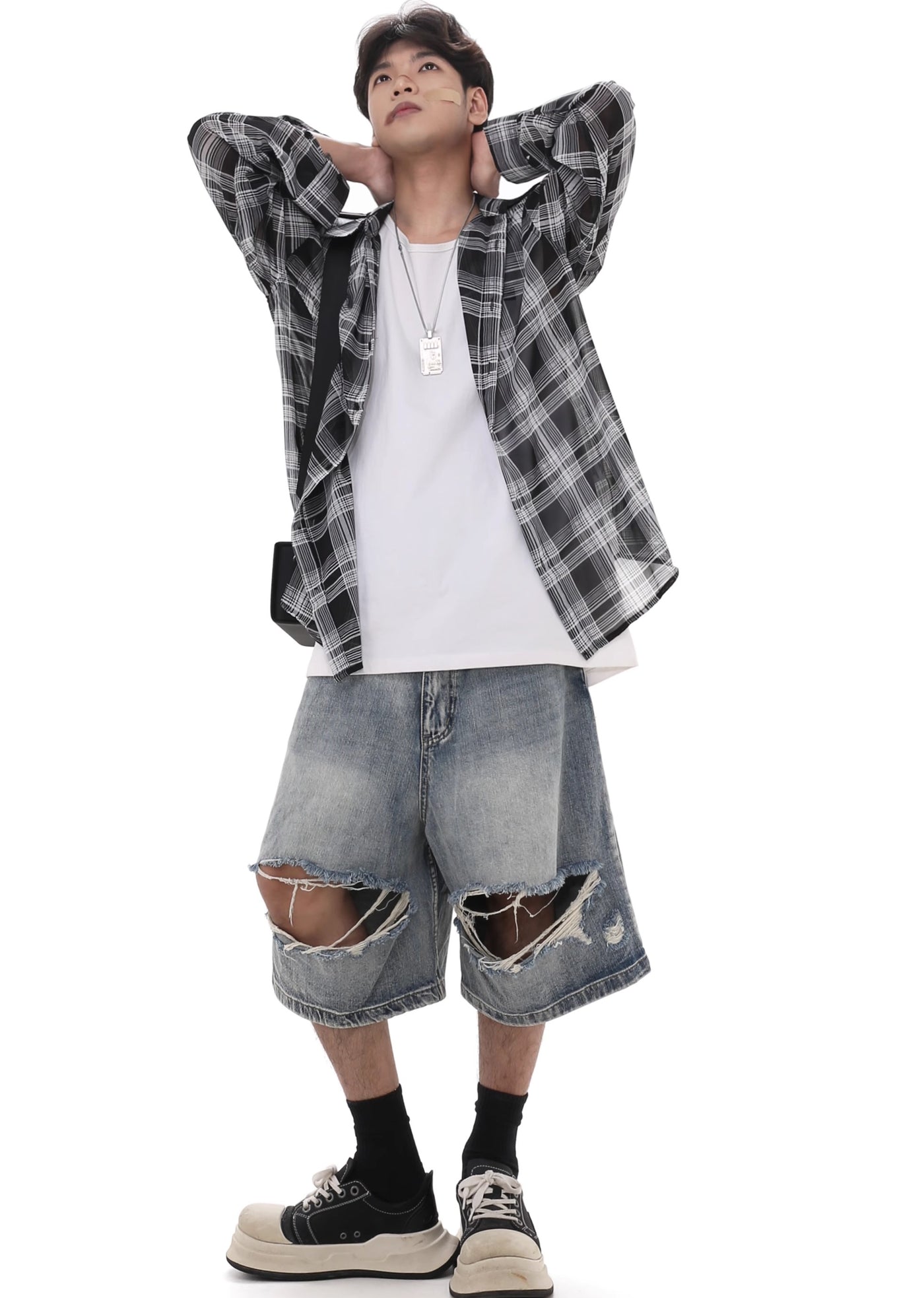 【GIBBYCNA】Double knee cut damaged design short silhouette denim pants  GC0013