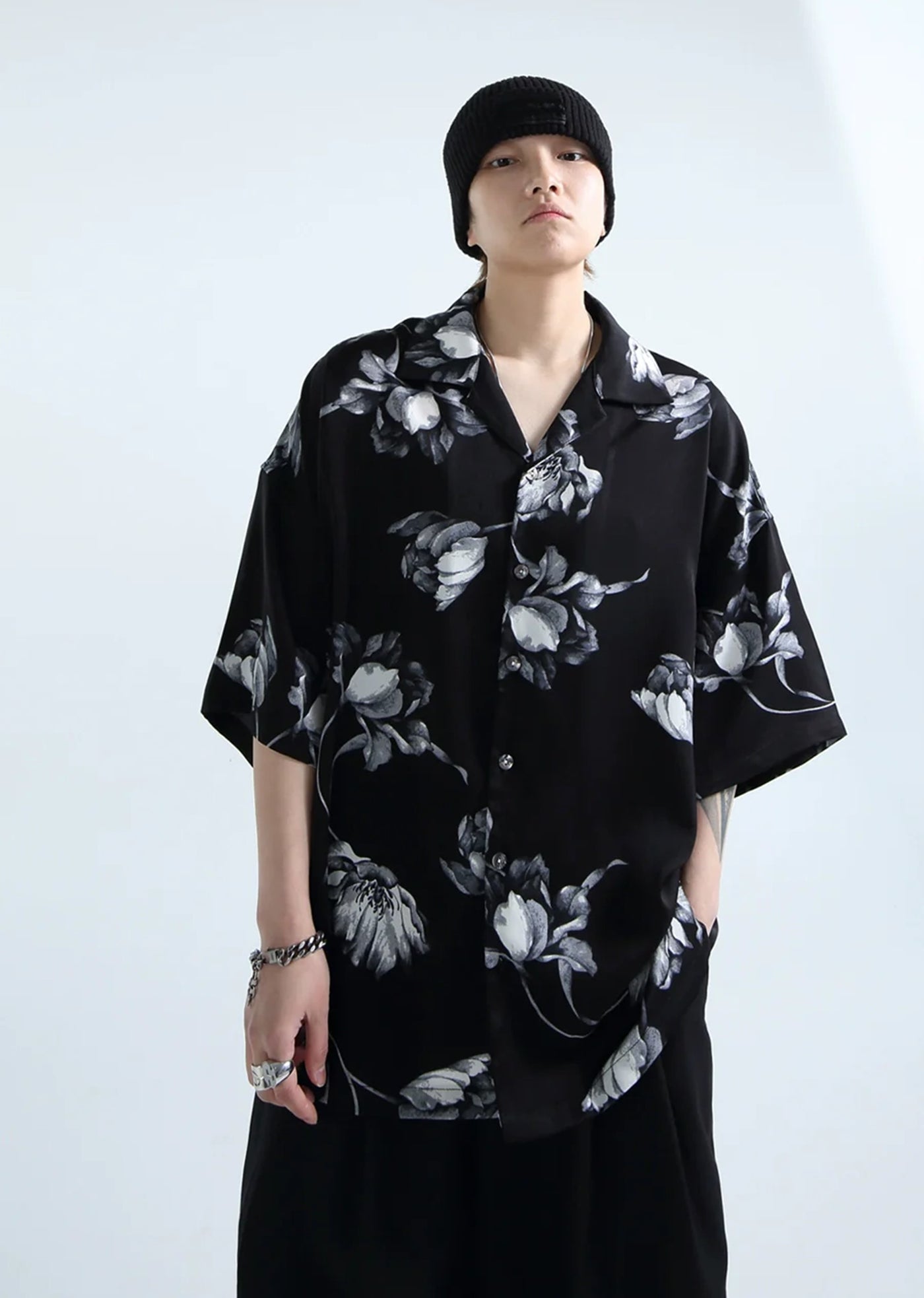 【GRNL】Monotone coloring floral pattern design rough short sleeve shirt  GN0010