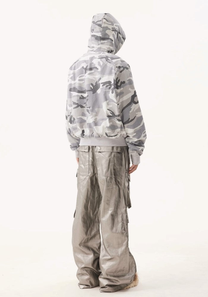 【BTSG】Metallic silver glossy design wide over cargo pants  BS0043