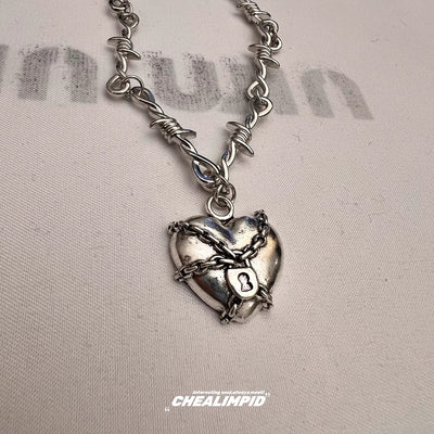 【CHEALIMPID】Padlock Restraint Chain Design Simple Heart Necklace  CL0003