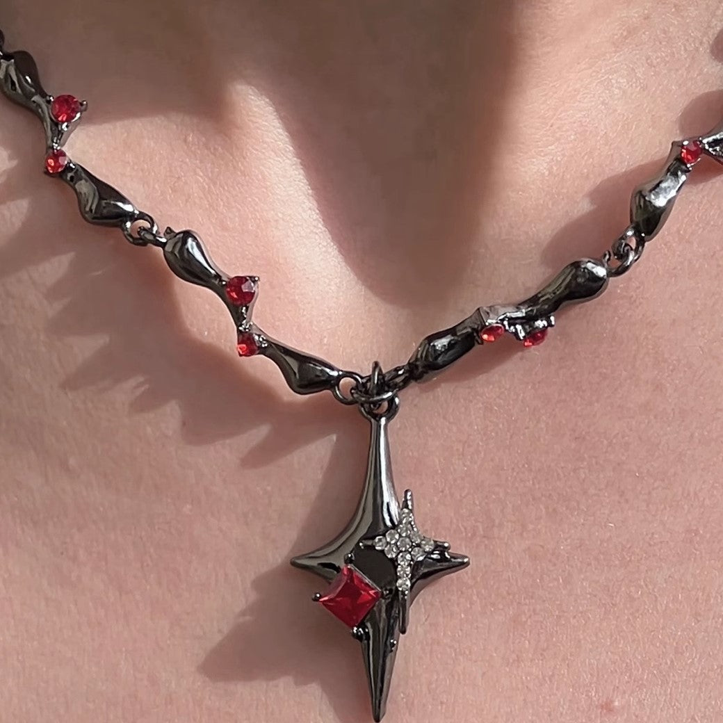 【CHEALIMPID】Dark Red Prince Color Star Shape Design Necklace  CL0013