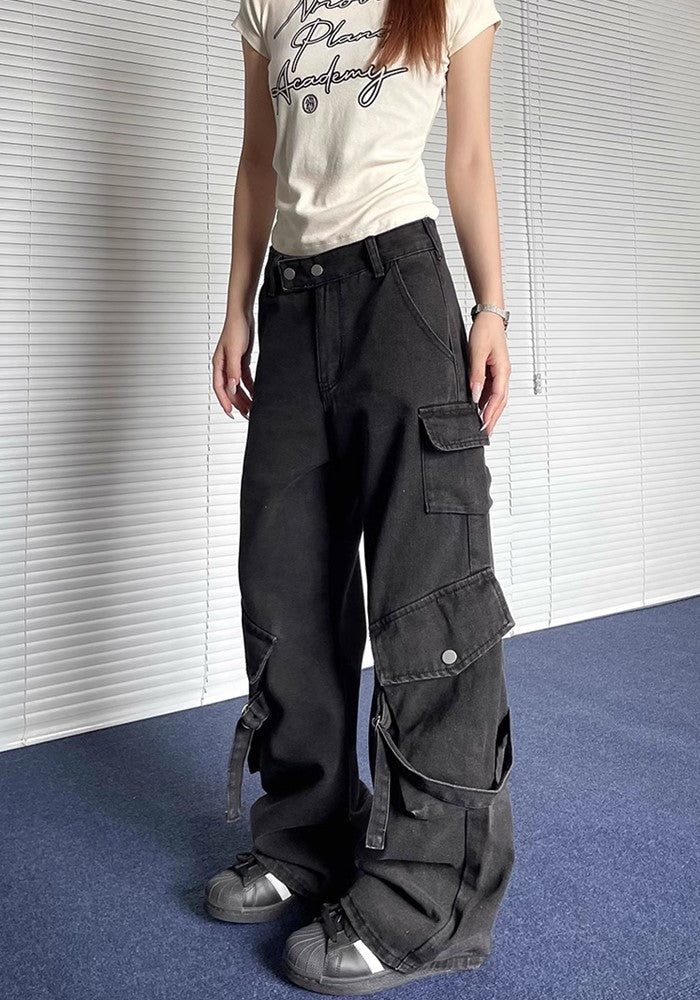 【Apocket】Multi-Gimmick Pocket Suspender Cargo Denim Pants  AK0034