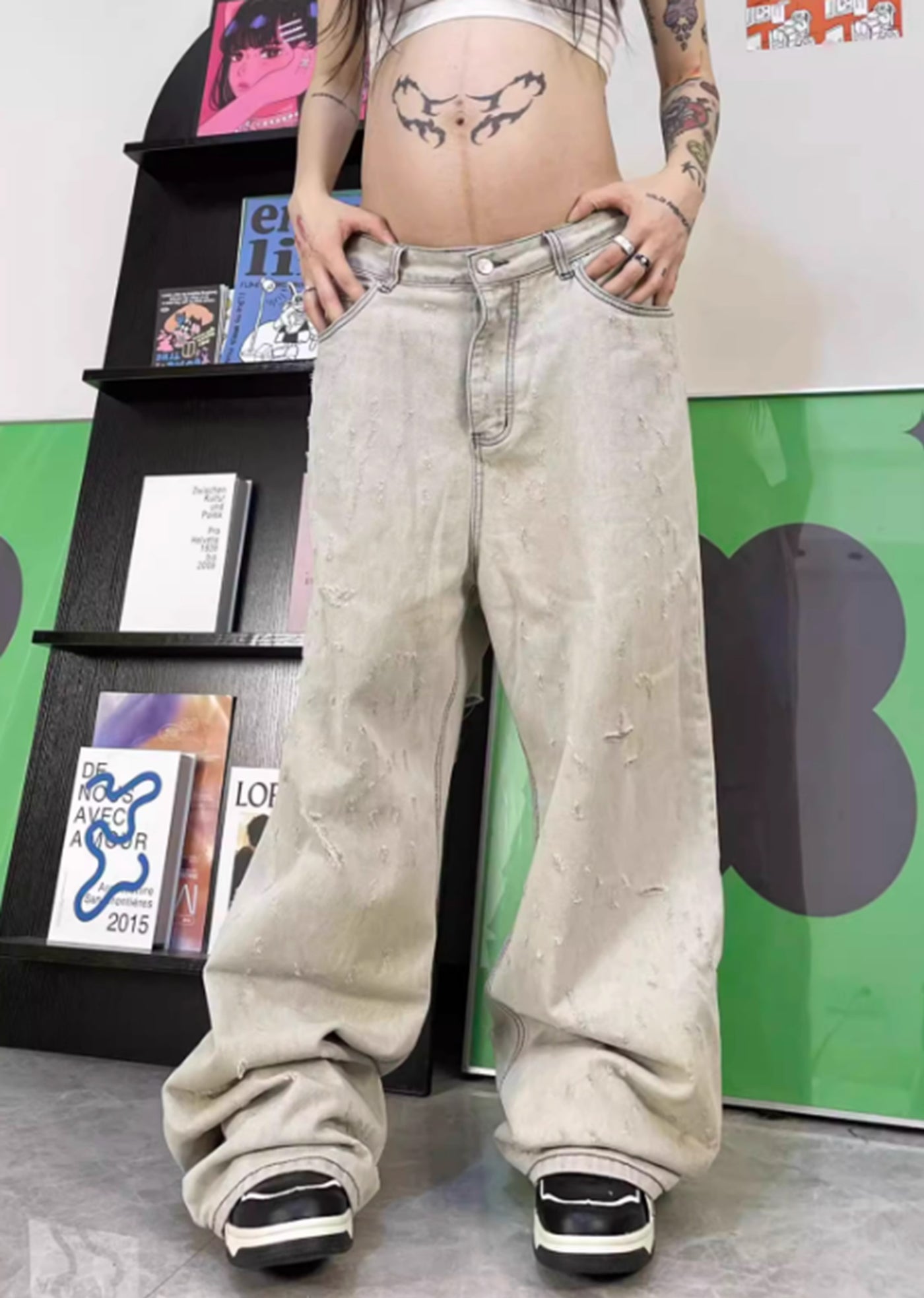 [TOKI] Back side cutout distressed wide style denim pants TK0005