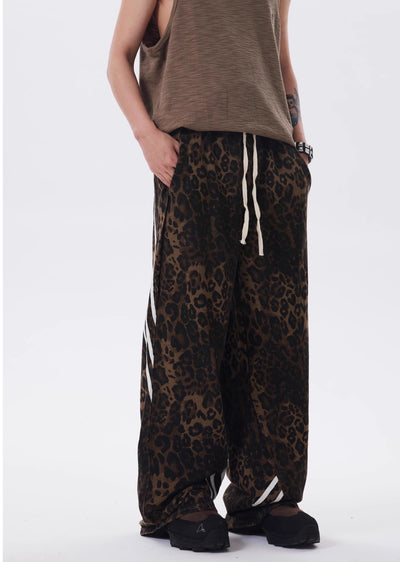 [BTSG] Leopard design side line over wide slade pants BS0021