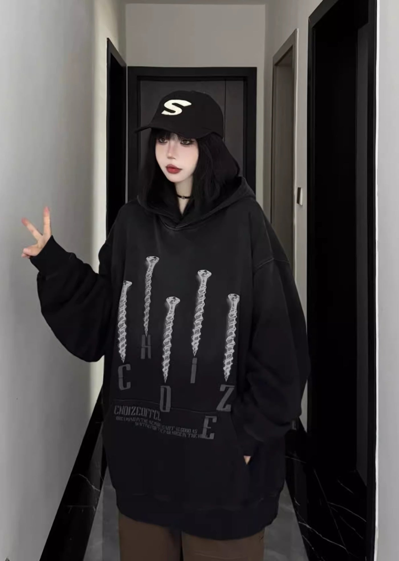 【W3】Grunge Wash Nail Design Front Over Hoodie  WO0075