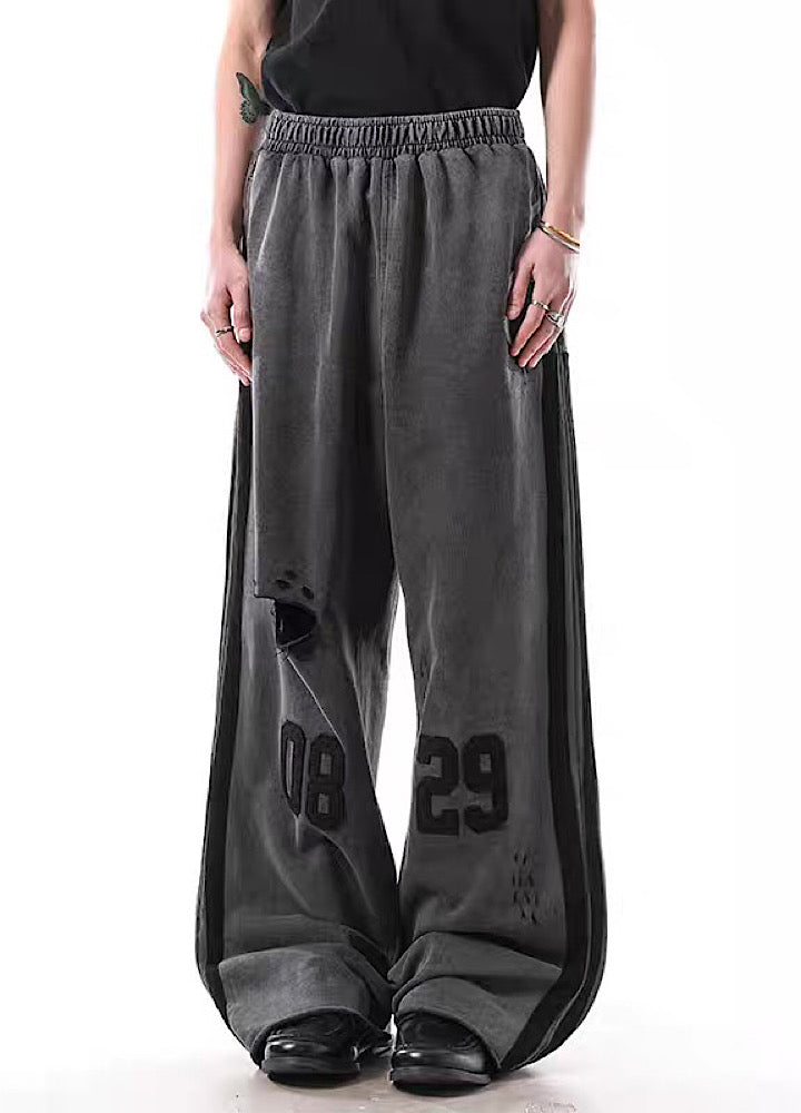 【BLANKIN】Dark color design blood side line long sweatpants  BI0010