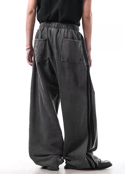 【BLANKIN】Dark color design blood side line long sweatpants  BI0010