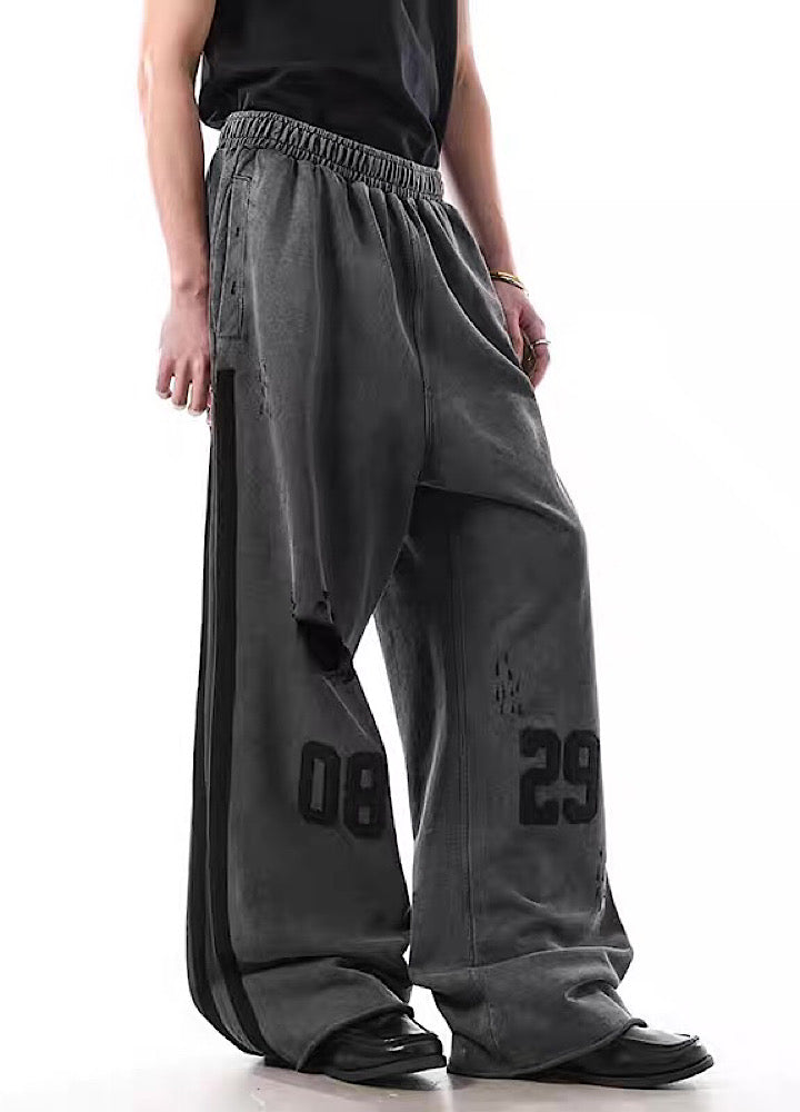 【BLANKIN】Dark color design blood side line long sweatpants  BI0010