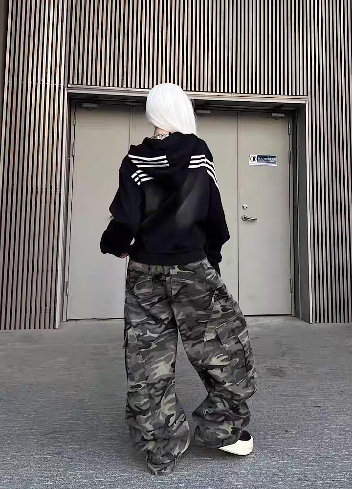 【TR BRUSHSHIFT】Short silhouette monotone base front number wash hoodie  TB0058