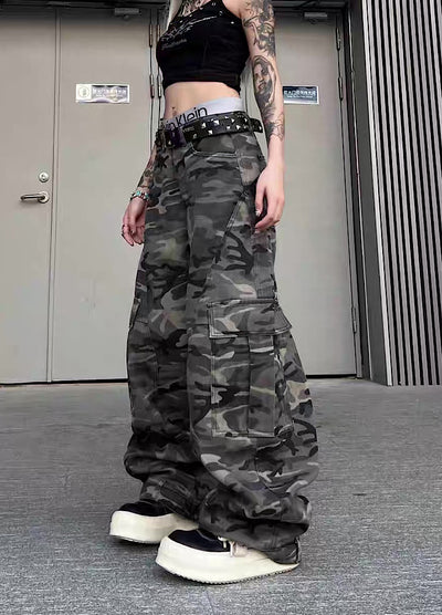 【TR BRUSHSHIFT】Loose-tuck wide silhouette design basic camouflage cargo pants  TB0059