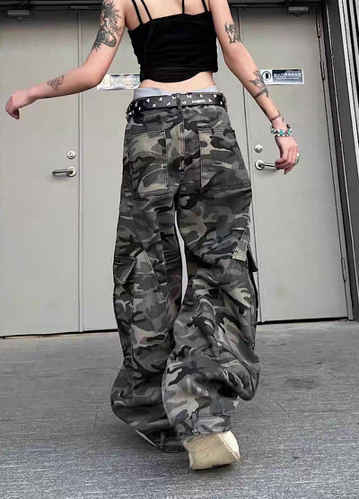 【TR BRUSHSHIFT】Loose-tuck wide silhouette design basic camouflage cargo pants  TB0059