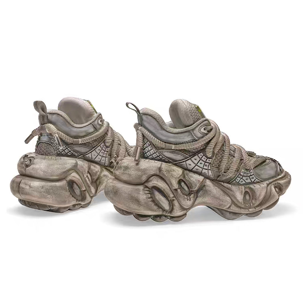 【6/14新作】Dirt gray silver dull color gimmick wide sneakers  HL3152