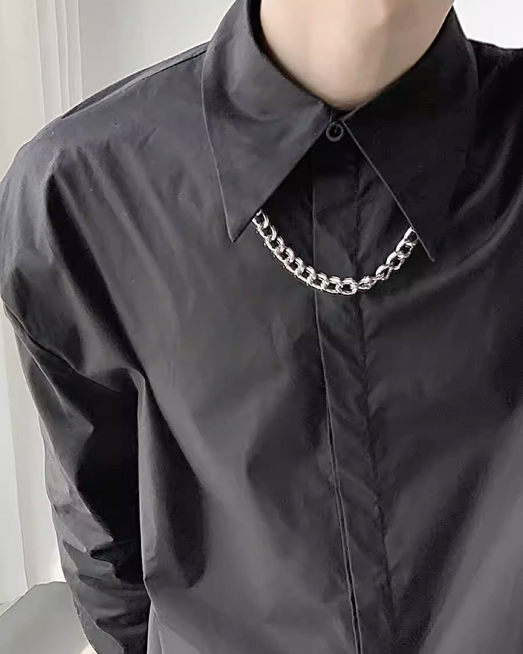 【QUANY】Simple design chain necklace long sleeve shirt  QU0012