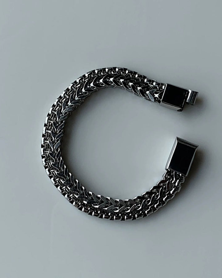 QUANY】Metal continuous simple design silver bangle QU0015