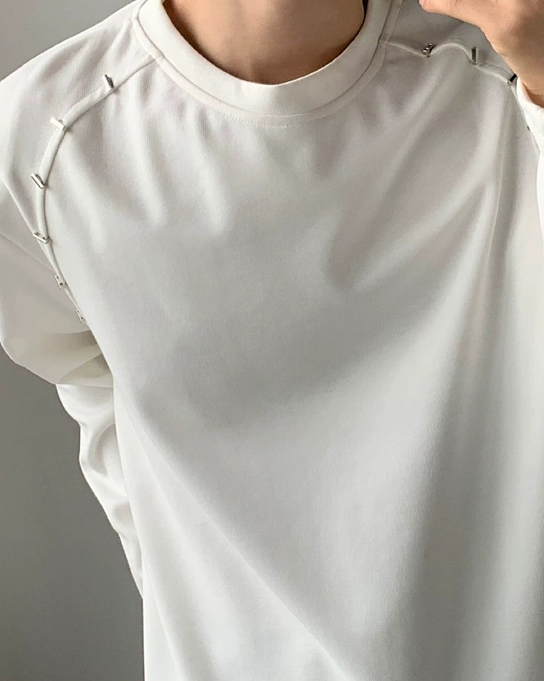 【QUANY】Work silver patchment simple design T-shirt  QU0017