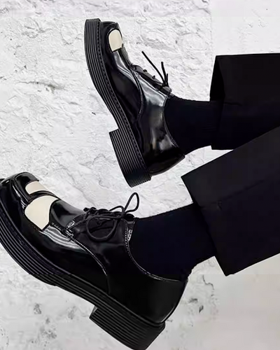 Cube Monochrome Design Glossy Leather Shoes HL2945