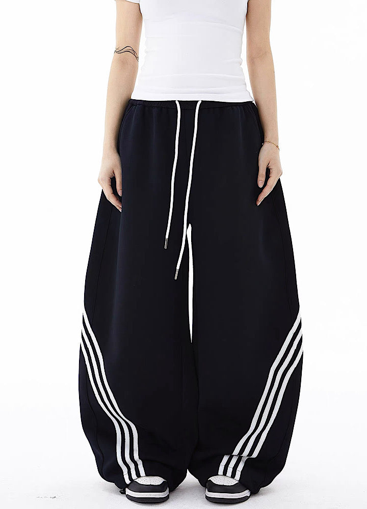 【Blacklists】Basic side line design monochrome wide pants  BL0064