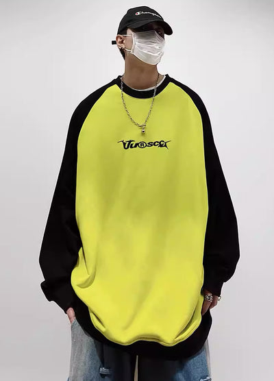 【UUCSCC】Front initial design bicolor silhouette T-shirt  US0046